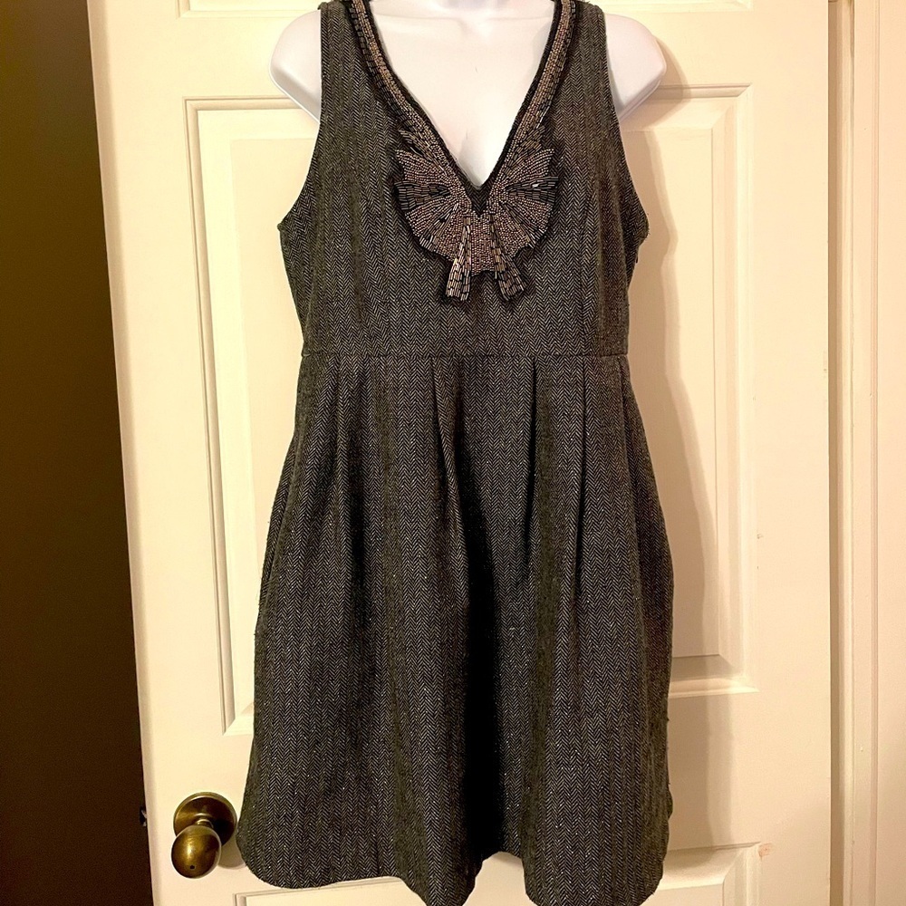 Silence & Noise Urban Outfitter Gray Tweed Beaded V Neck Fit & Flare Dress Sz 10